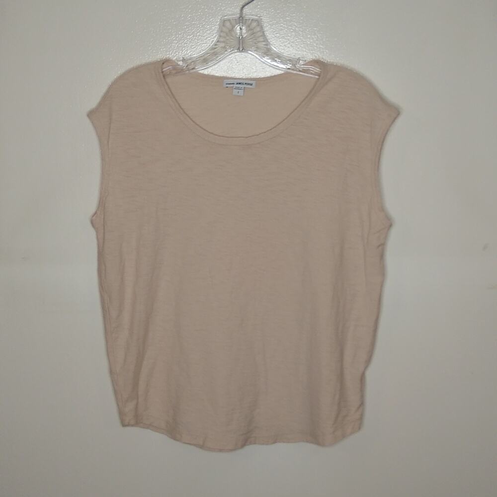 Standard James Pierce women's cream size 1 top